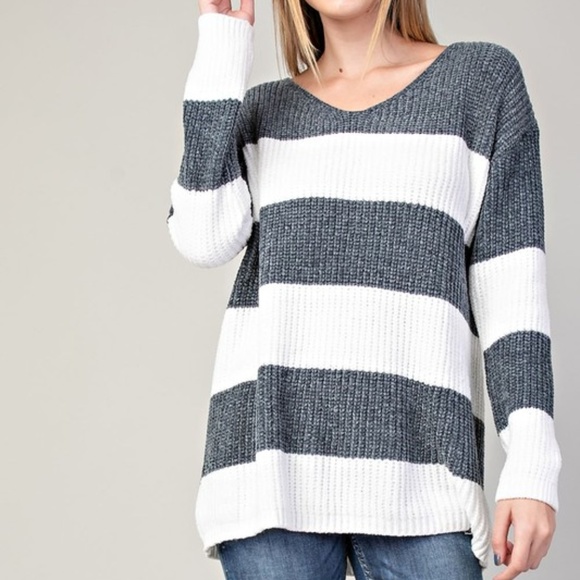 NWT CHENILLE V-NECK BOLD STRIPE SWEATER - Picture 2 of 5